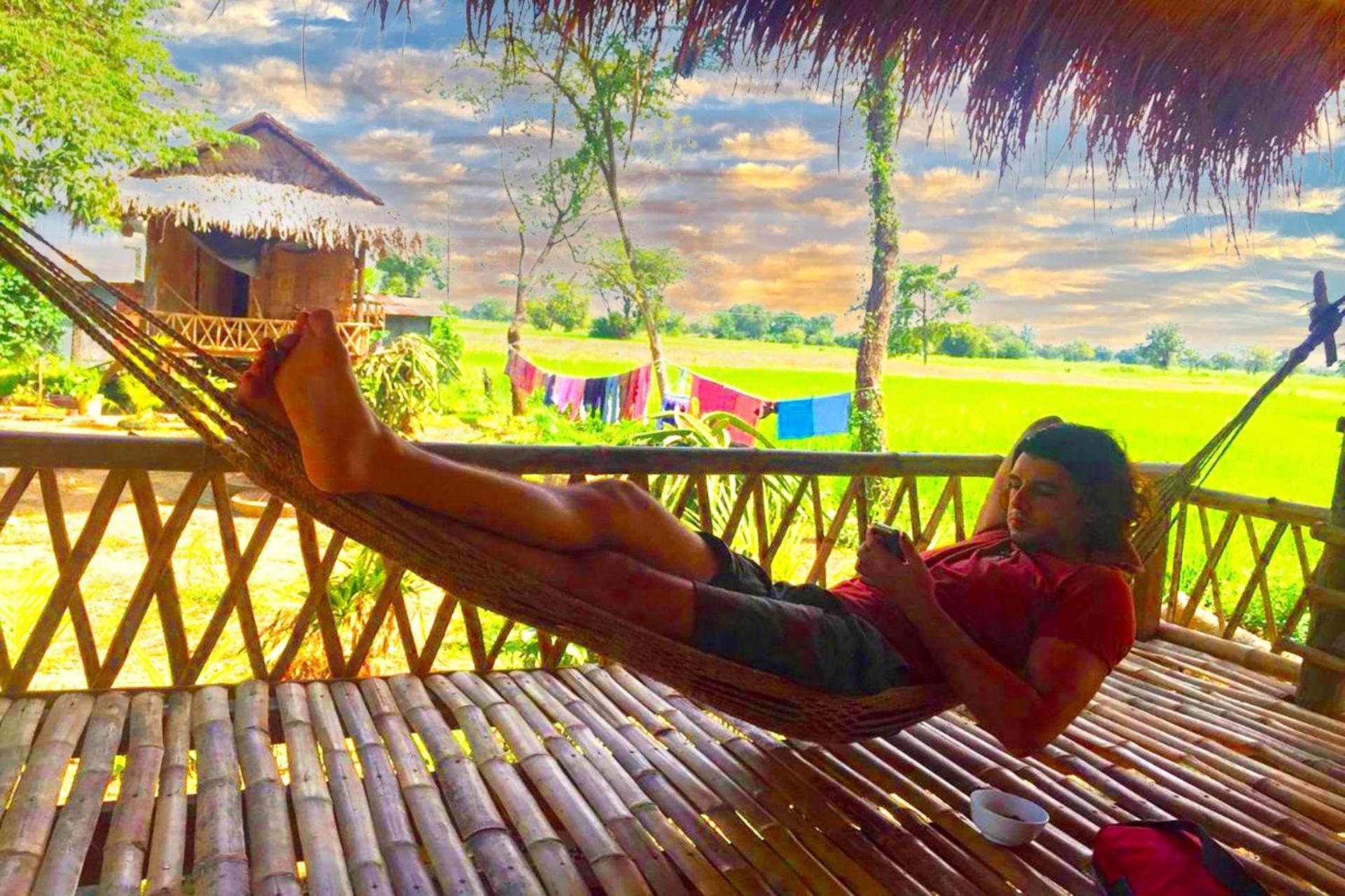 Family Batcave Homestay Battambang Exteriér fotografie