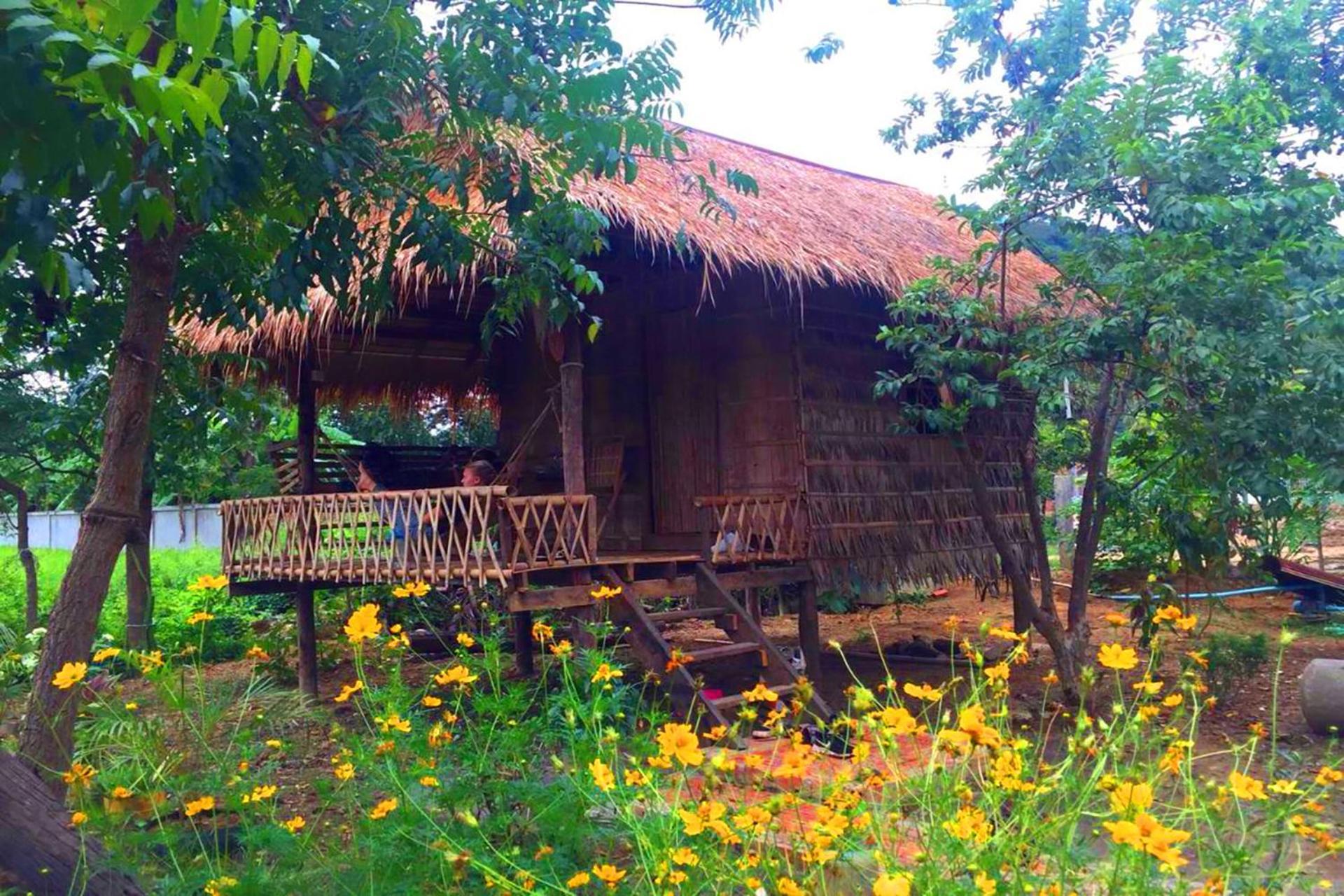 Family Batcave Homestay Battambang Exteriér fotografie
