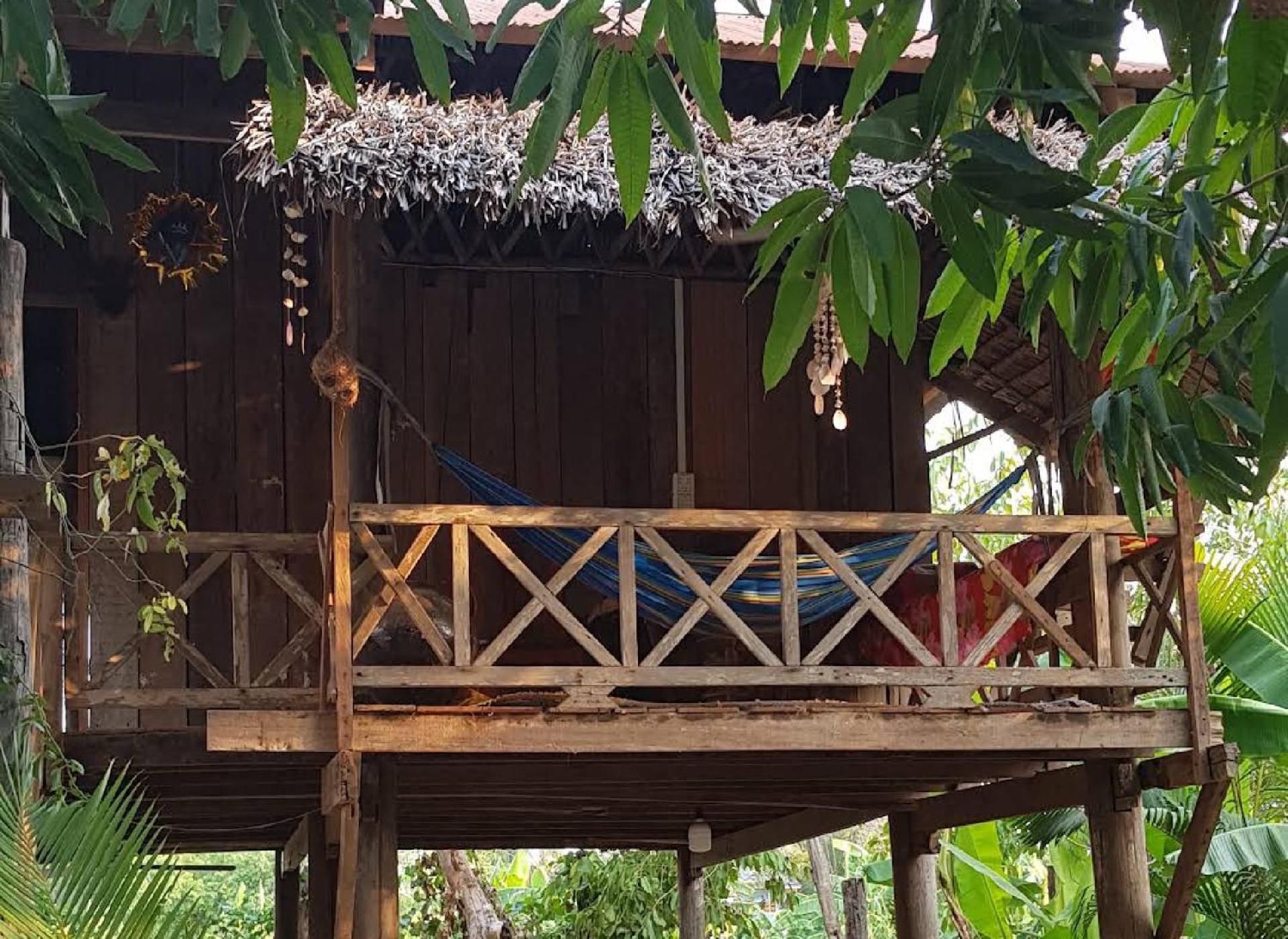 Family Batcave Homestay Battambang Exteriér fotografie