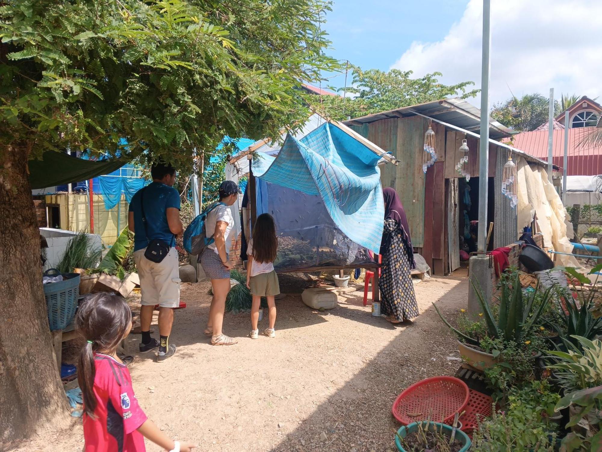 Family Batcave Homestay Battambang Exteriér fotografie
