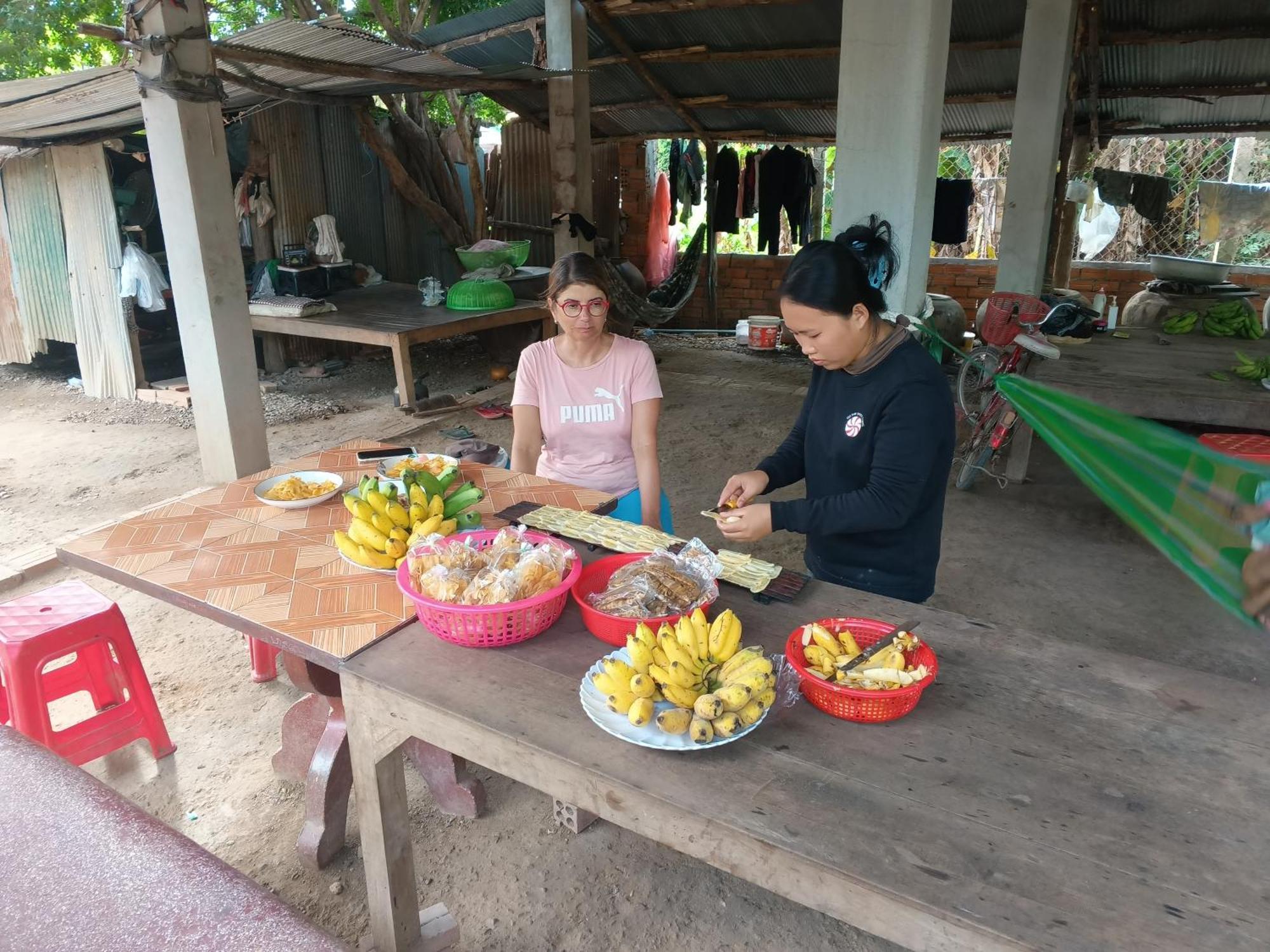 Family Batcave Homestay Battambang Exteriér fotografie