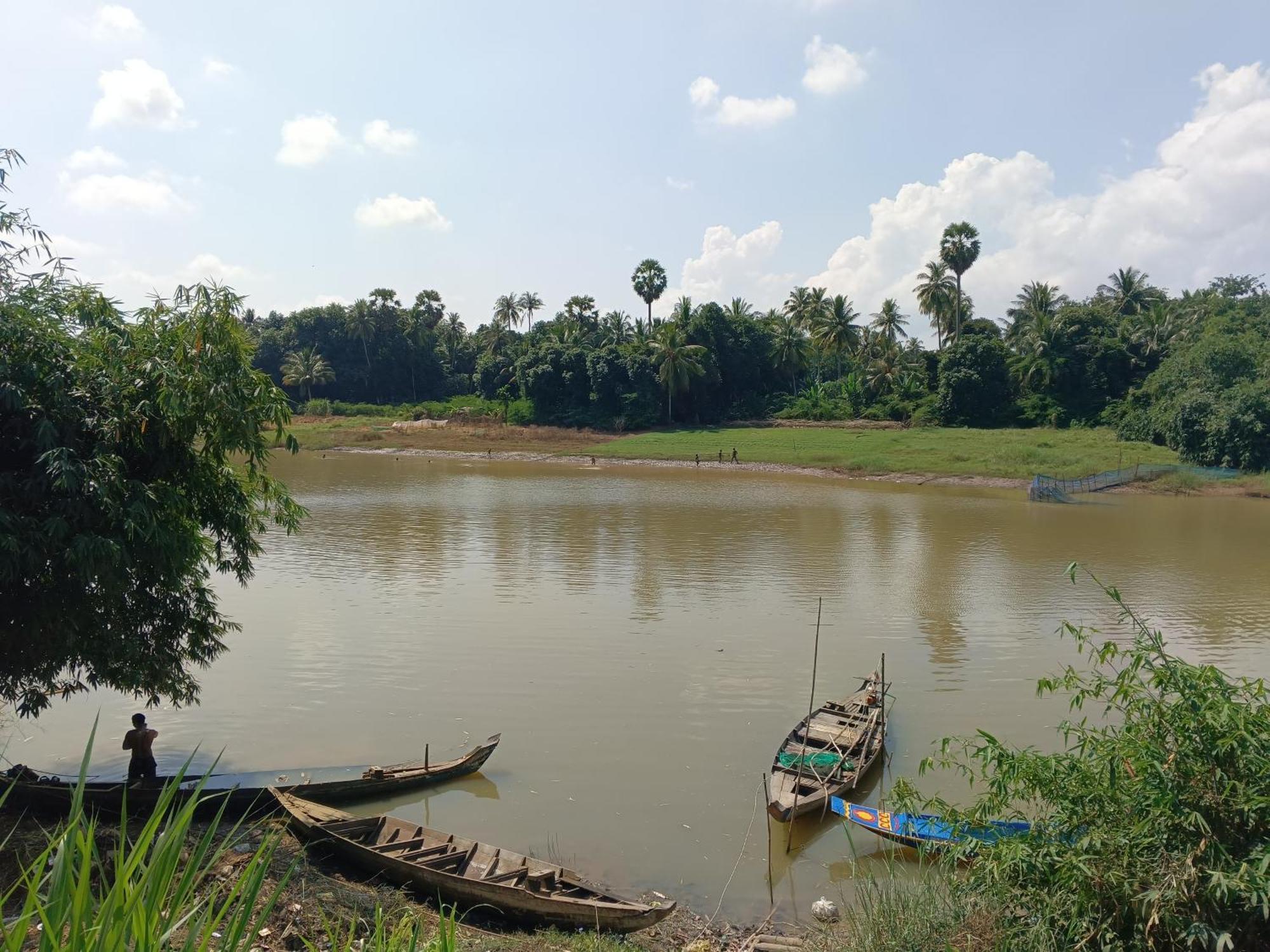 Family Batcave Homestay Battambang Exteriér fotografie