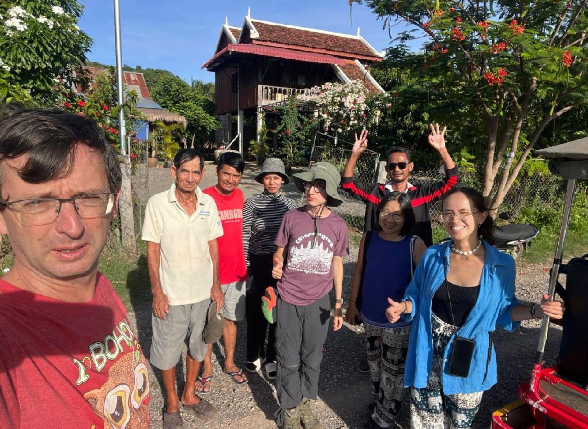 Family Batcave Homestay Battambang Exteriér fotografie